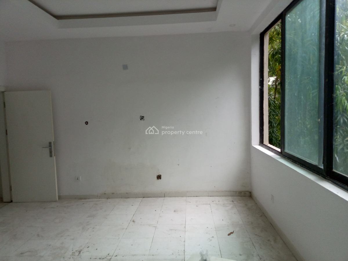 Luxury 1 Bedroom Apartment with Necessary Facilities, Oluwanishola Estate, Lekki, Lagos, Mini Flat (room and Parlour) for Rent