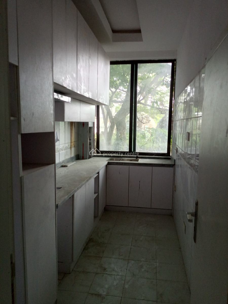 Luxury 1 Bedroom Apartment with Necessary Facilities, Oluwanishola Estate, Lekki, Lagos, Mini Flat (room and Parlour) for Rent