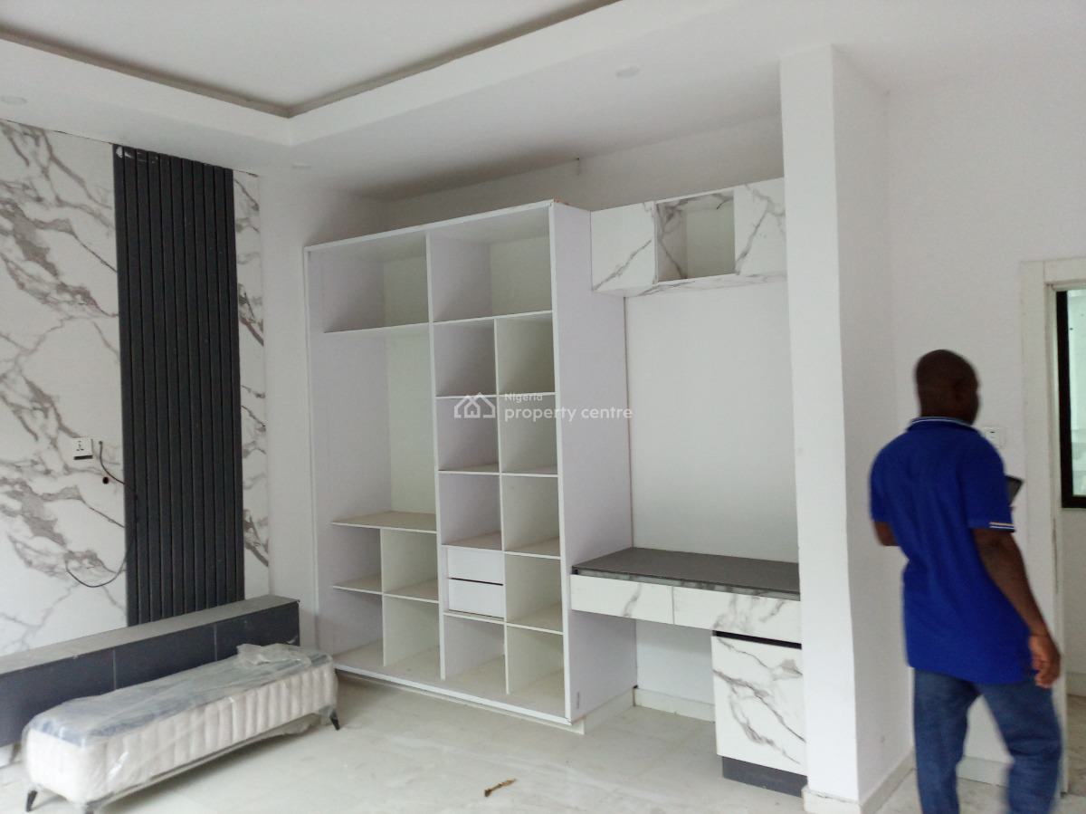 Luxury 1 Bedroom Apartment with Necessary Facilities, Oluwanishola Estate, Lekki, Lagos, Mini Flat (room and Parlour) for Rent