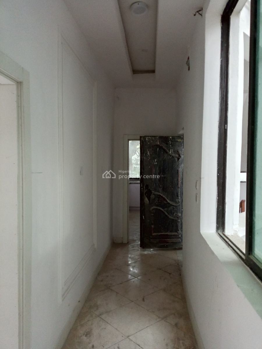 Luxury 1 Bedroom Apartment with Necessary Facilities, Oluwanishola Estate, Lekki, Lagos, Mini Flat (room and Parlour) for Rent