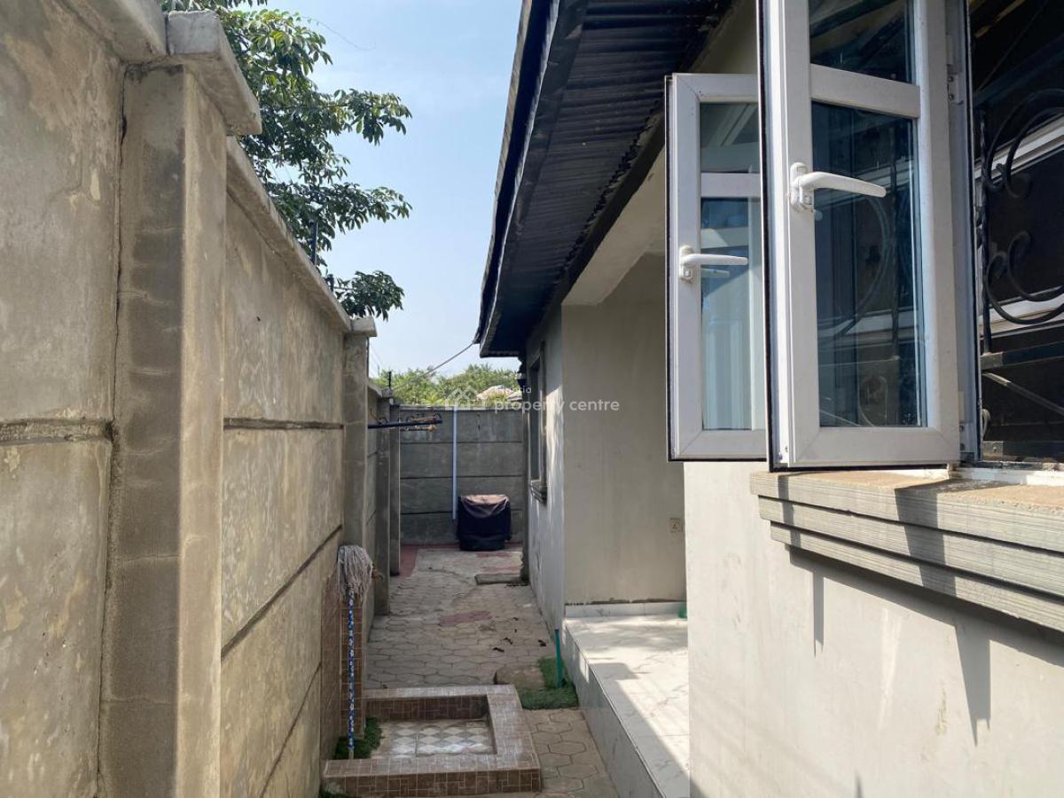 Furnished 3-bedroom Bungalow -- Ready to Move in, Erunmu, Off Lalupon Road, Ibadan, Ibadan, Oyo, Detached Bungalow for Sale