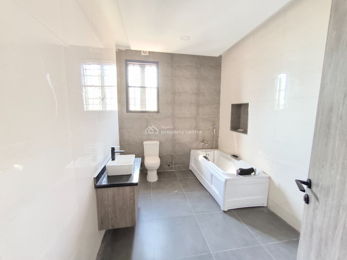 5 Bedroom Terrace Duplex+bq, Dawaki, Gwarinpa, Abuja, Terraced Duplex for Sale