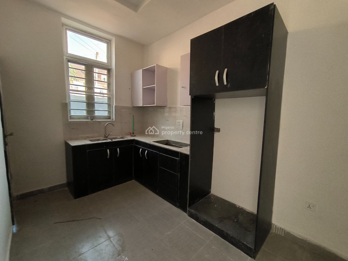 2 Bedroom Apartment, Dawaki, Gwarinpa, Abuja, Flat / Apartment for Rent