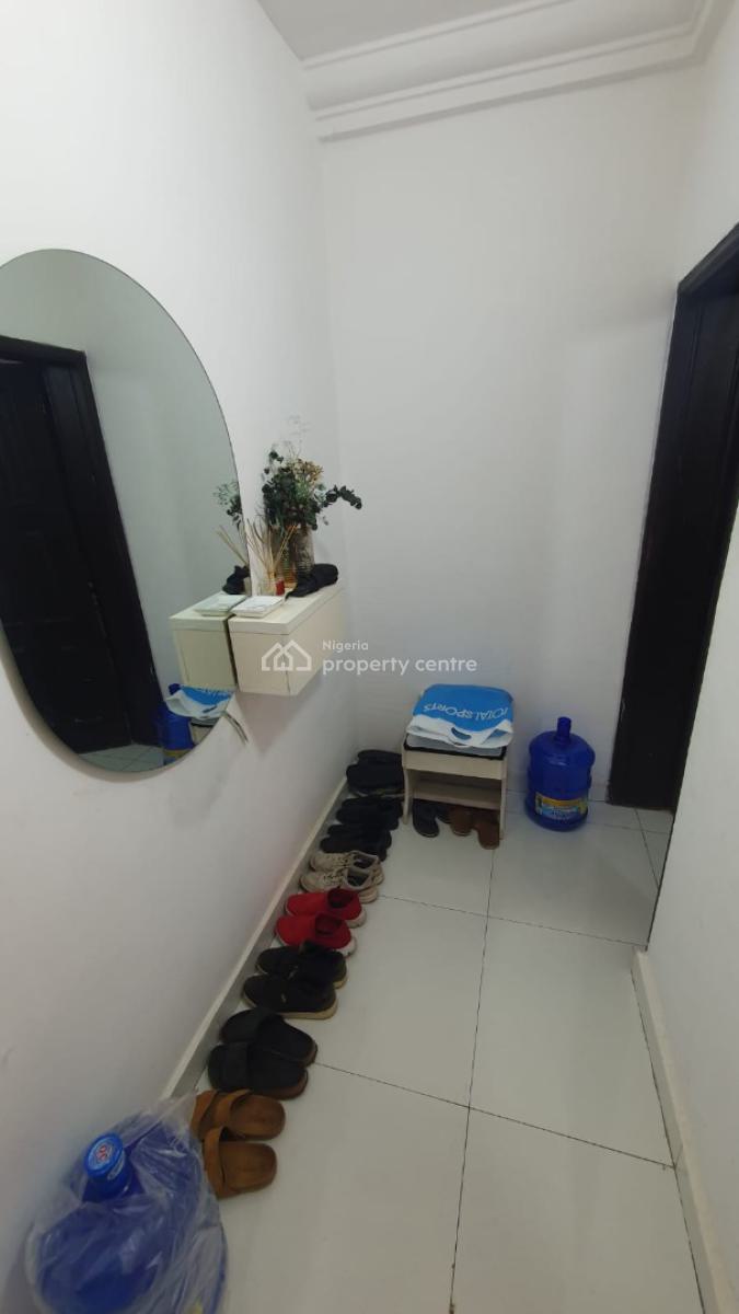 Spacious Serviced Room Self Contained in Victoria Island, Off Ligali Ayorinde Victoria Island, Victoria Island (vi), Lagos, Self Contain (single Rooms) for Rent