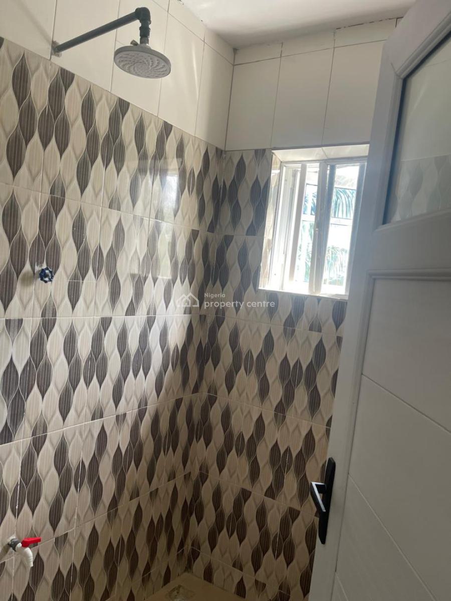 Luxury 2 Bedroom Flat, Along The Road, Gra Estate, Abijo, Lekki, Lagos, Flat / Apartment for Rent