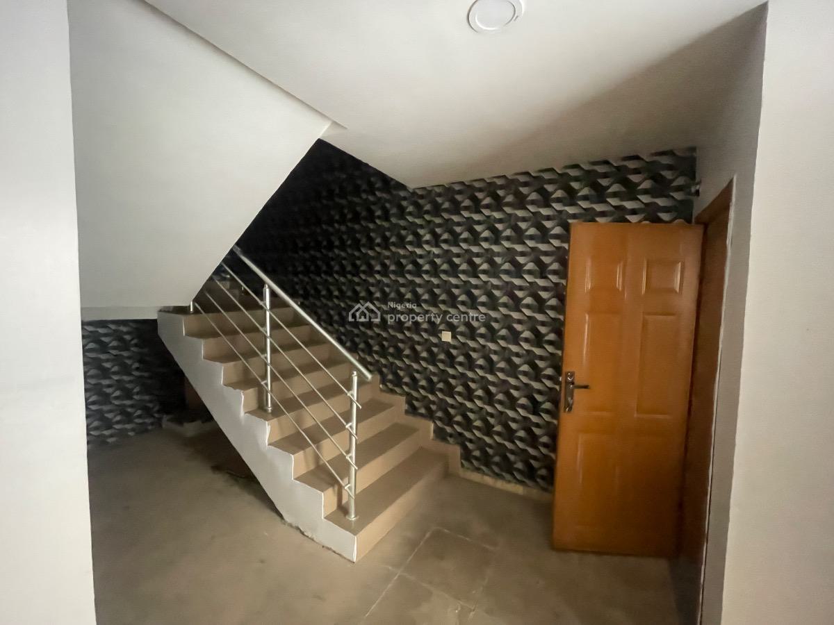 Spacious 3 Bedroom Terrace Duplex with Bq, Ologolo, Ologolo, Lekki, Lagos, Terraced Duplex for Rent