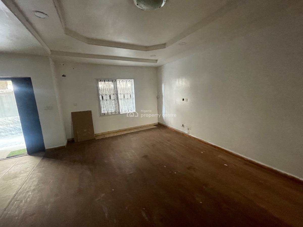 Spacious 3 Bedroom Terrace Duplex with Bq, Ologolo, Ologolo, Lekki, Lagos, Terraced Duplex for Rent