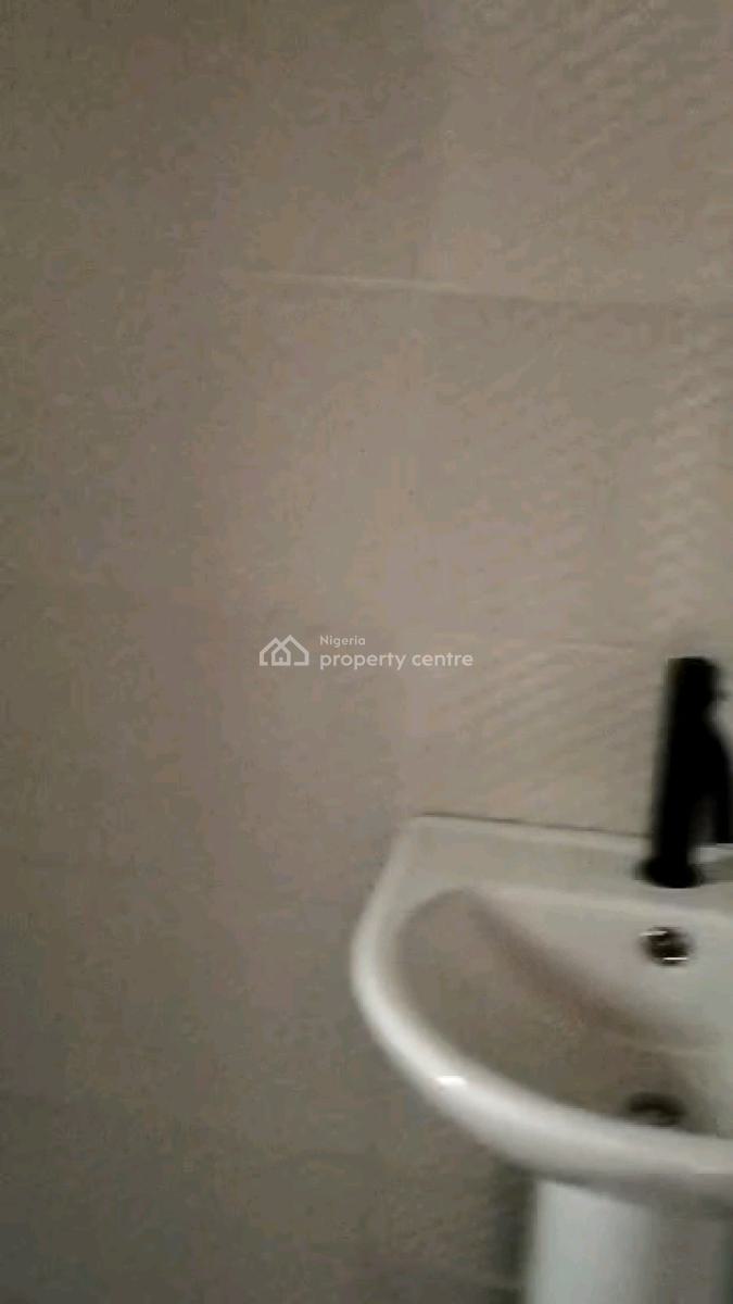 a Brand New 2units of 2bedroom Flat, Shomolu, Lagos, Flat / Apartment for Rent