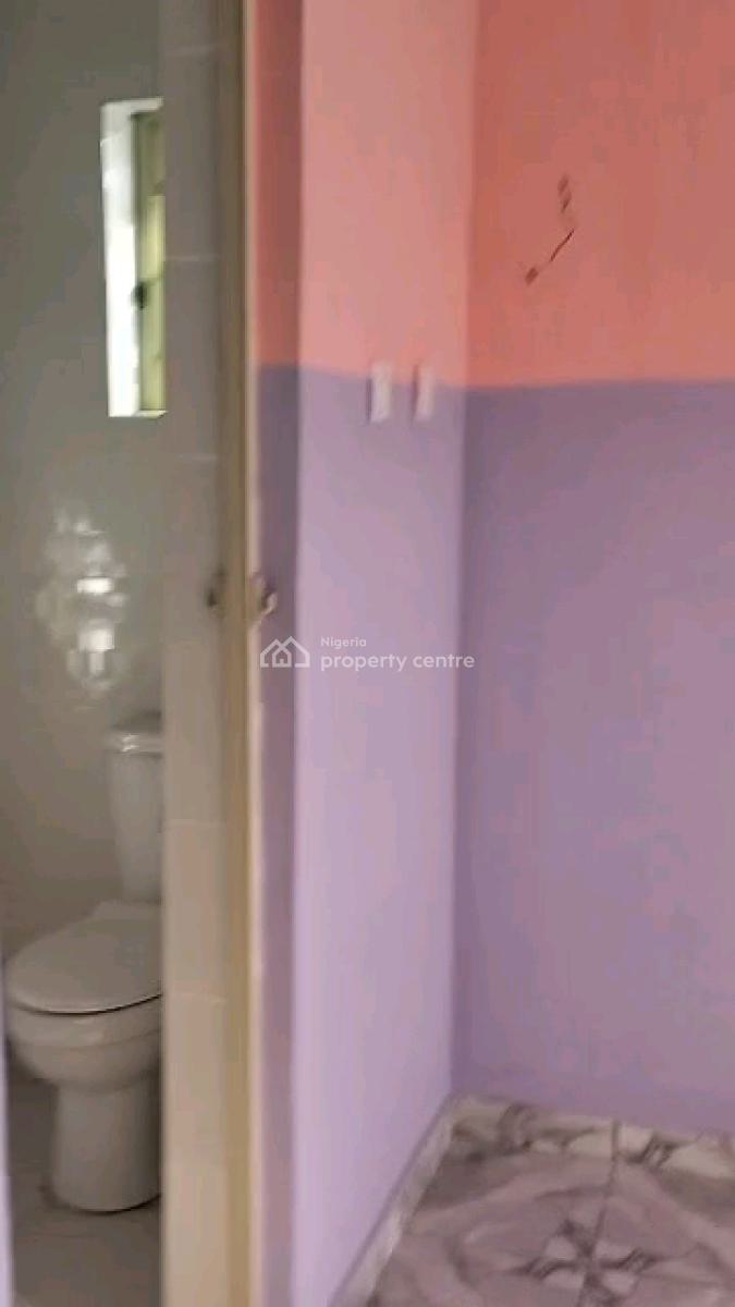 a Brand New 2units of 2bedroom Flat, Shomolu, Lagos, Flat / Apartment for Rent