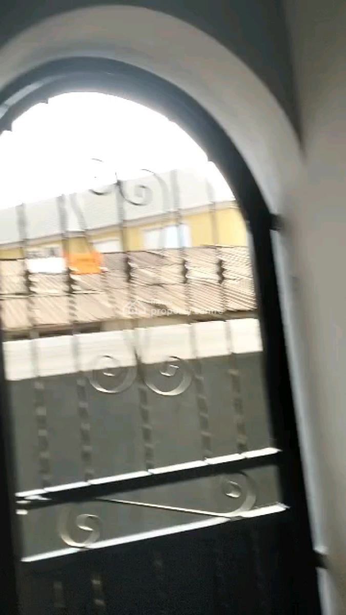 a Brand New 2units of 2bedroom Flat, Shomolu, Lagos, Flat / Apartment for Rent