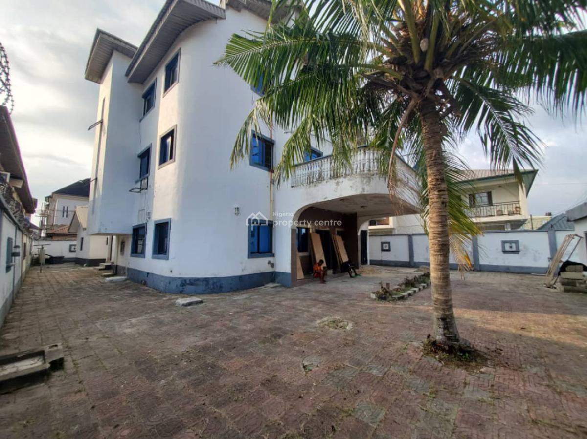 Massive 7bedroom House with 2bedroom Bq on 670sqm, Sangotedo, Ajah, Lagos, House for Sale