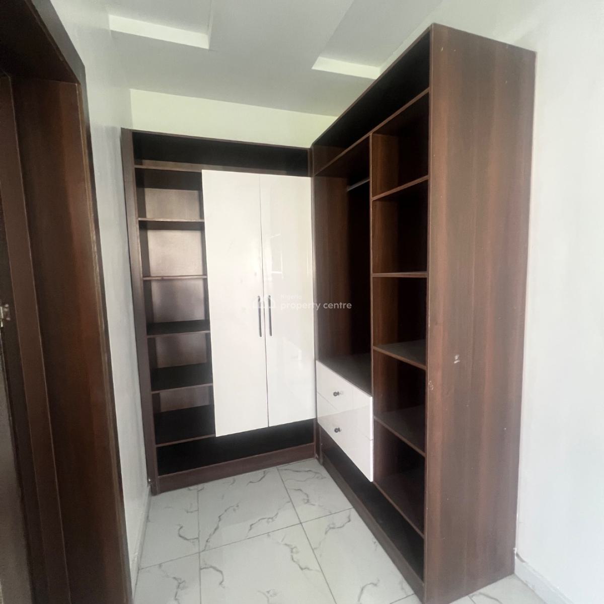 4 Bed& Bq  320 Million, Ajah, Lagos, Detached Duplex for Sale