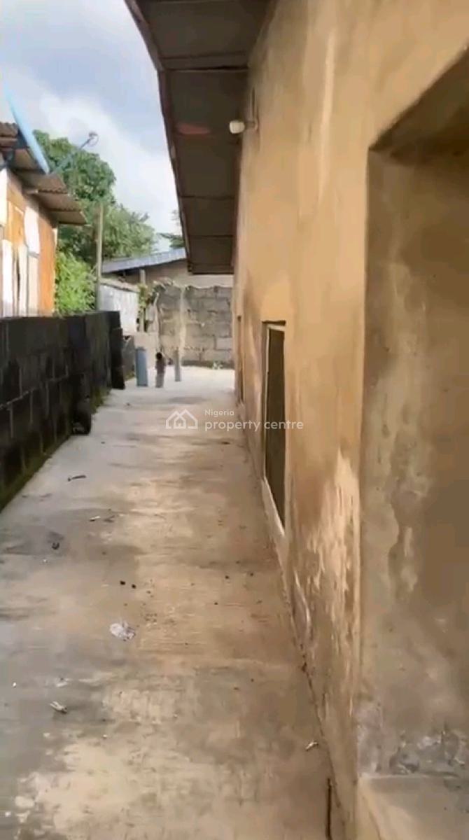 a Full Plot of Land Measuring 700sqm Inside a Gated Secured Environmen, Off Estate Road, Alapere, Ketu, Lagos, Mixed-use Land for Sale