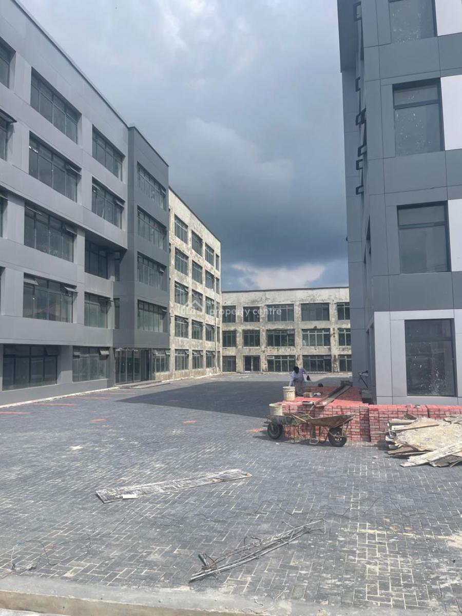 Open Plan Office and Shop Space, Between Shoprite and Emperor Estate, Sangotedo, Ajah, Lagos, Plaza / Complex / Mall for Rent