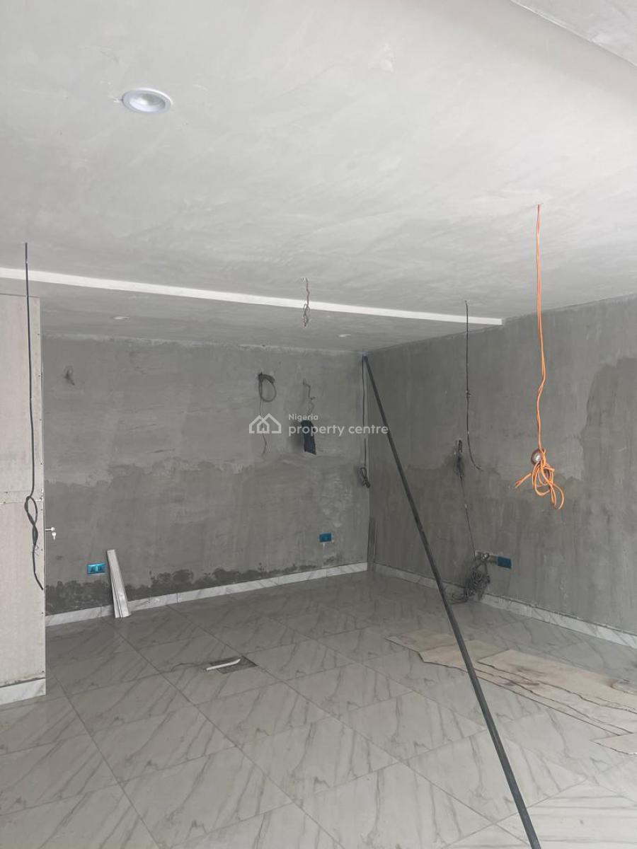 Open Plan Office and Shop Space, Between Shoprite and Emperor Estate, Sangotedo, Ajah, Lagos, Plaza / Complex / Mall for Rent