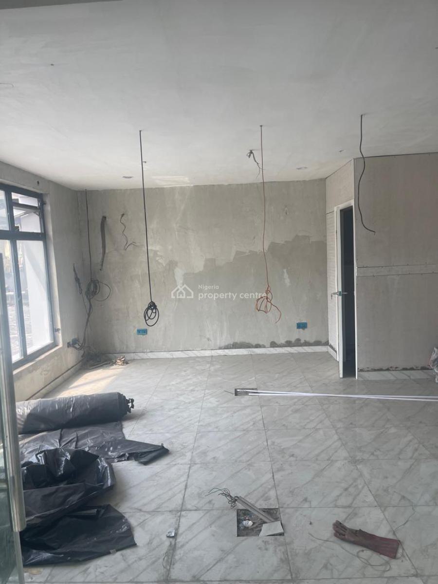 Open Plan Office and Shop Space, Between Shoprite and Emperor Estate, Sangotedo, Ajah, Lagos, Plaza / Complex / Mall for Rent
