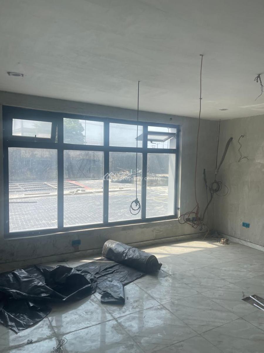 Open Plan Office and Shop Space, Between Shoprite and Emperor Estate, Sangotedo, Ajah, Lagos, Plaza / Complex / Mall for Rent