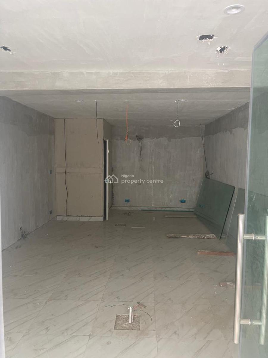 Open Plan Office and Shop Space, Between Shoprite and Emperor Estate, Sangotedo, Ajah, Lagos, Plaza / Complex / Mall for Rent