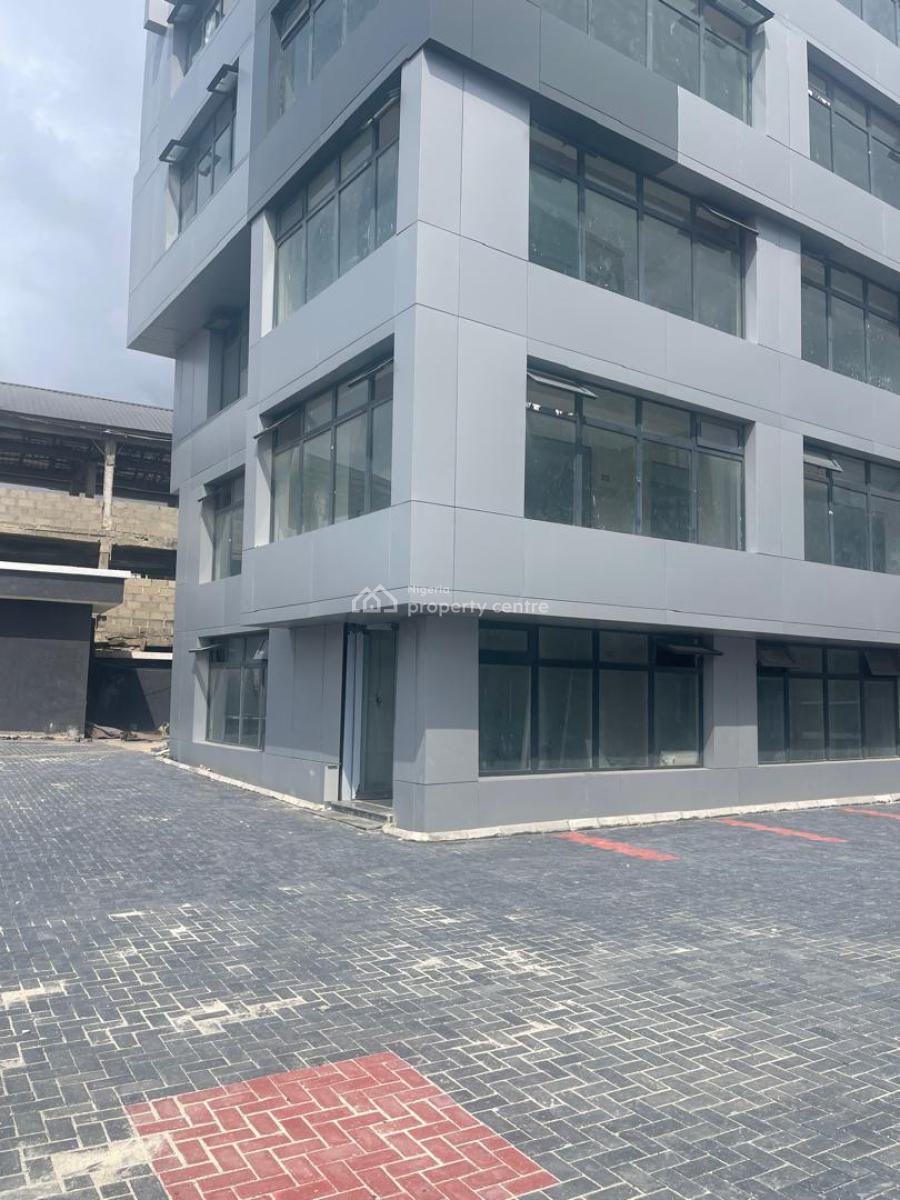 Open Plan Office and Shop Space, Between Shoprite and Emperor Estate, Sangotedo, Ajah, Lagos, Plaza / Complex / Mall for Rent