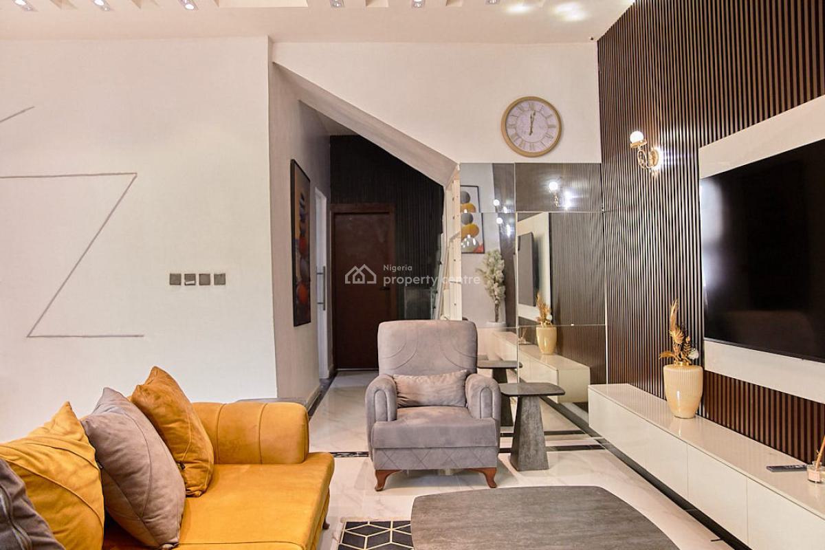 Luxury 4bed with a Lounge, Balcony & Bathtub, 7a Milan Way, Off Ebulefour Lane, Lekki Palm City Estate Ajah. Off Add, Ado, Ajah, Lagos, Flat / Apartment Short Let