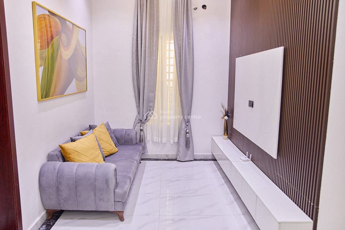 Luxury 4bed with a Lounge, Balcony & Bathtub, 7a Milan Way, Off Ebulefour Lane, Lekki Palm City Estate Ajah. Off Add, Ado, Ajah, Lagos, Flat / Apartment Short Let