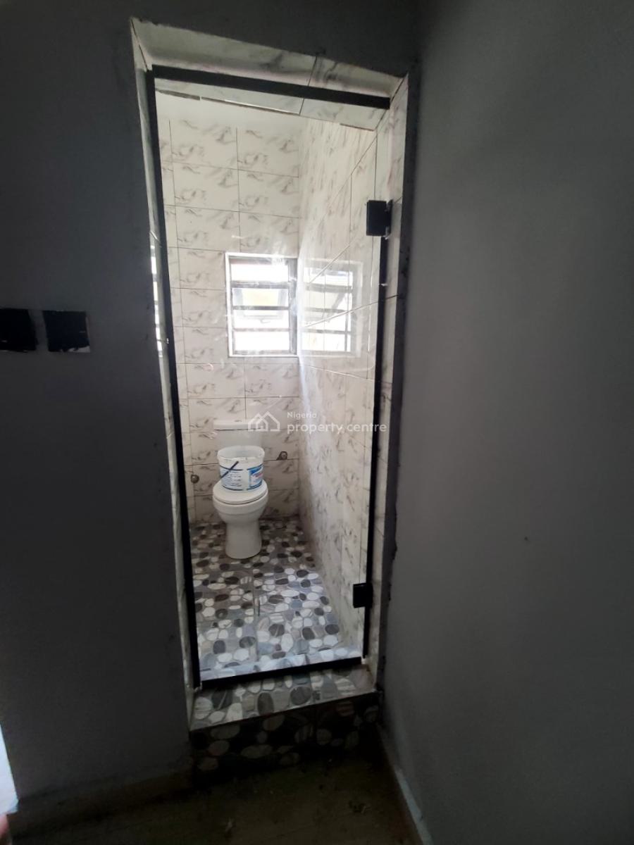 Standard Mini Flat Apartment, Alagomeji, Yaba, Lagos, Mini Flat (room and Parlour) for Rent