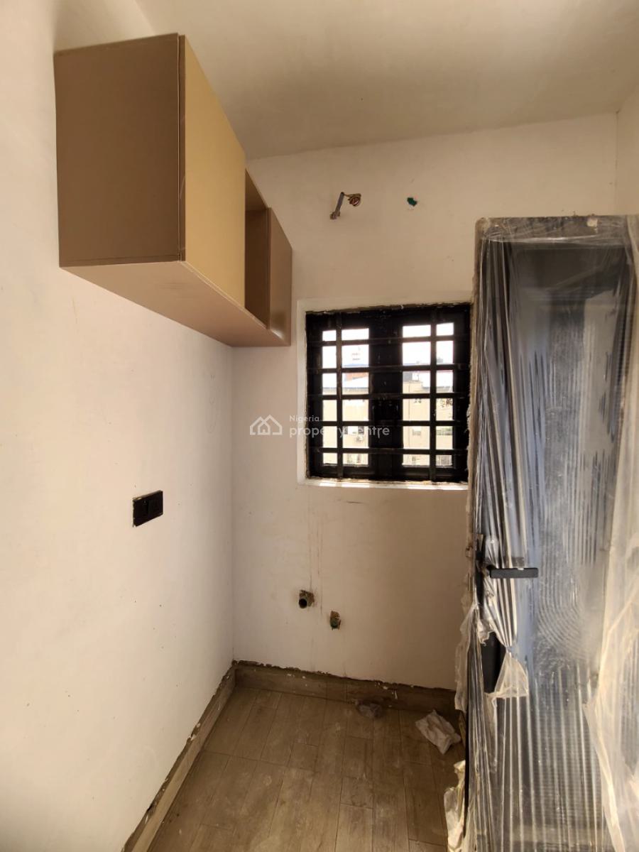 Standard Mini Flat Apartment, Alagomeji, Yaba, Lagos, Mini Flat (room and Parlour) for Rent