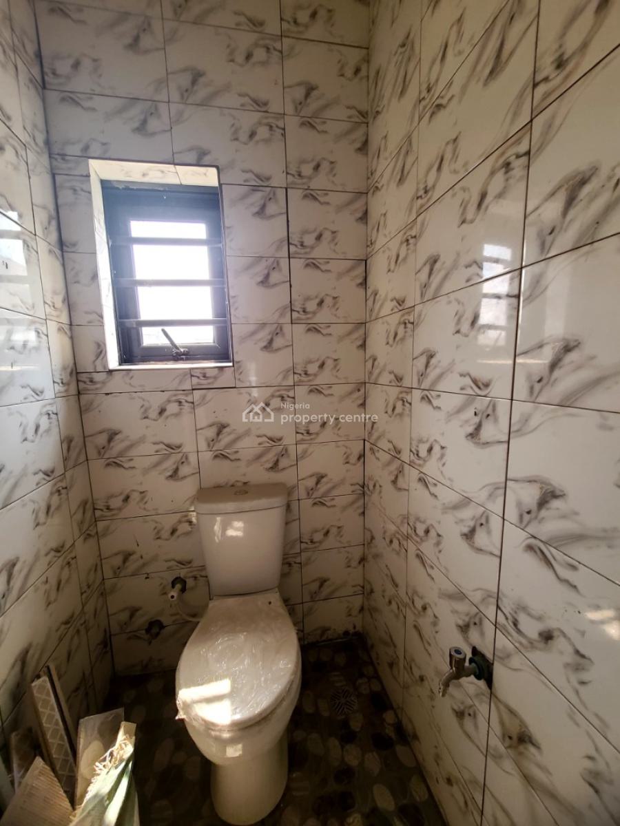 Standard Mini Flat Apartment, Alagomeji, Yaba, Lagos, Mini Flat (room and Parlour) for Rent