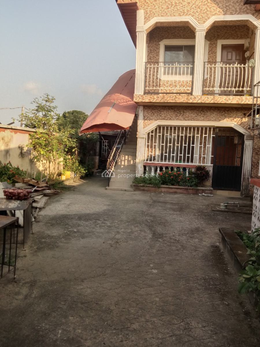 Standard 2-bedroom Flat with 2 Toilet Not Far From The Road, Powerline Ado Off Badore Road, Ajah, Lagos, House for Rent