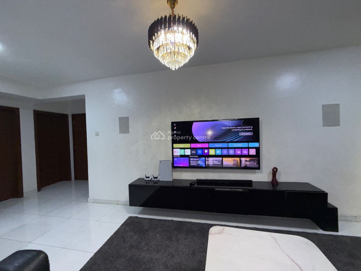 Luxury 3bed with Pool Table & Ps5, Richmond Gate 3 Estate Ikate, Ikate, Lekki, Lagos, Flat / Apartment Short Let