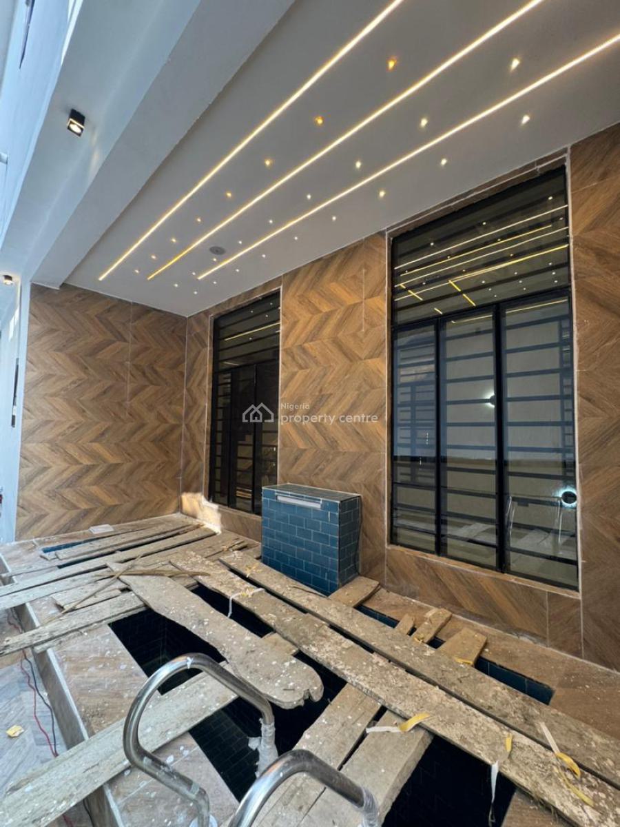 Majestic 5-bedroom Duplex ,with a Swimming Pool, Bq  in Chevron Lekki, Spacious 5 Bedroom with Rooftop , in a Prime Location , Chevron Lekki, Lekki, Lagos, Detached Duplex for Sale