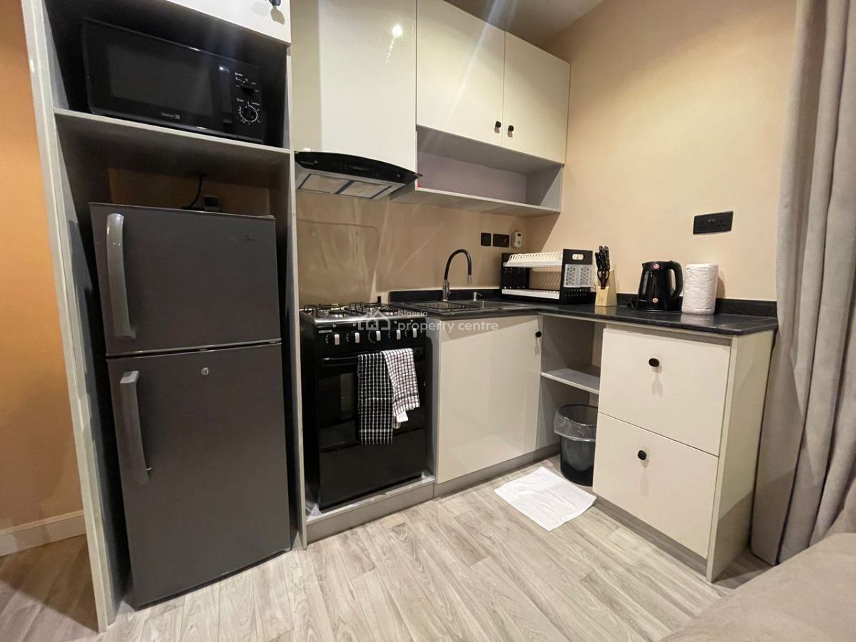 One Bedroom Apartment, Lekki, Lagos, Mini Flat (room and Parlour) Short Let