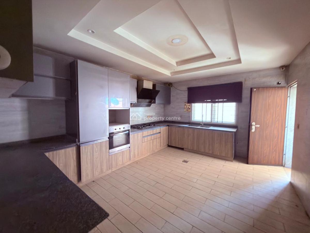 Well Spacious 4bedrooms Terrace Duplex.  2 Living Rooms, Life Camp, Abuja, House for Rent