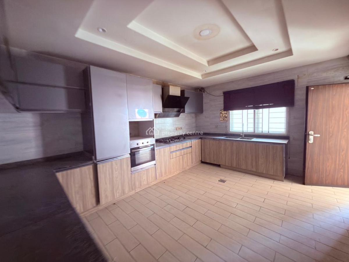 Well Spacious 4bedrooms Terrace Duplex.  2 Living Rooms, Life Camp, Abuja, House for Rent