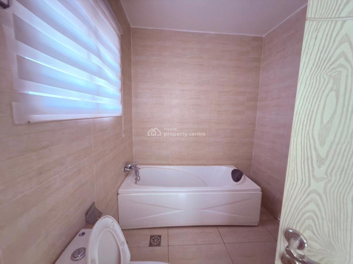 Well Spacious 4bedrooms Terrace Duplex.  2 Living Rooms, Life Camp, Abuja, House for Rent