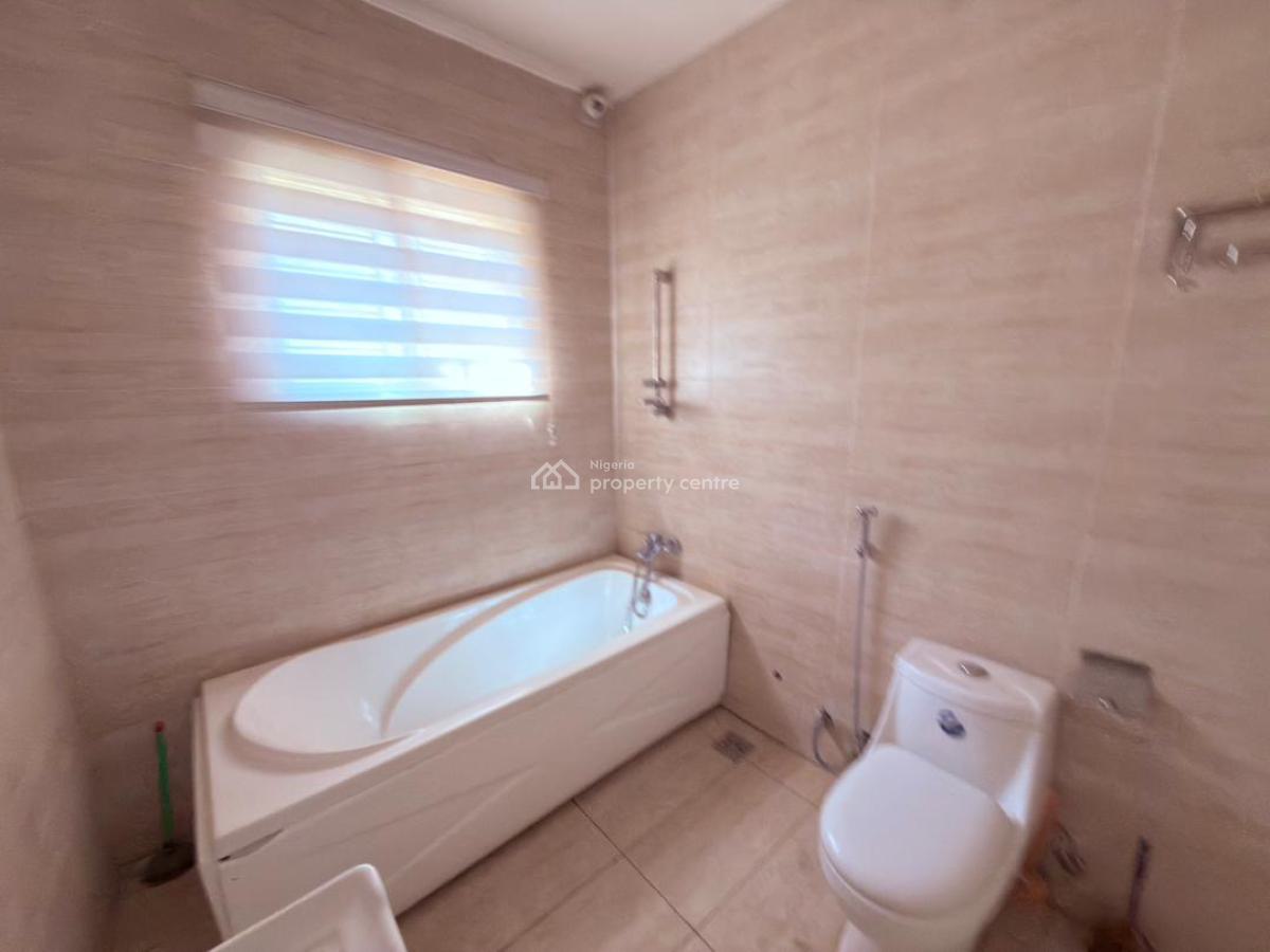 Well Spacious 4bedrooms Terrace Duplex.  2 Living Rooms, Life Camp, Abuja, House for Rent