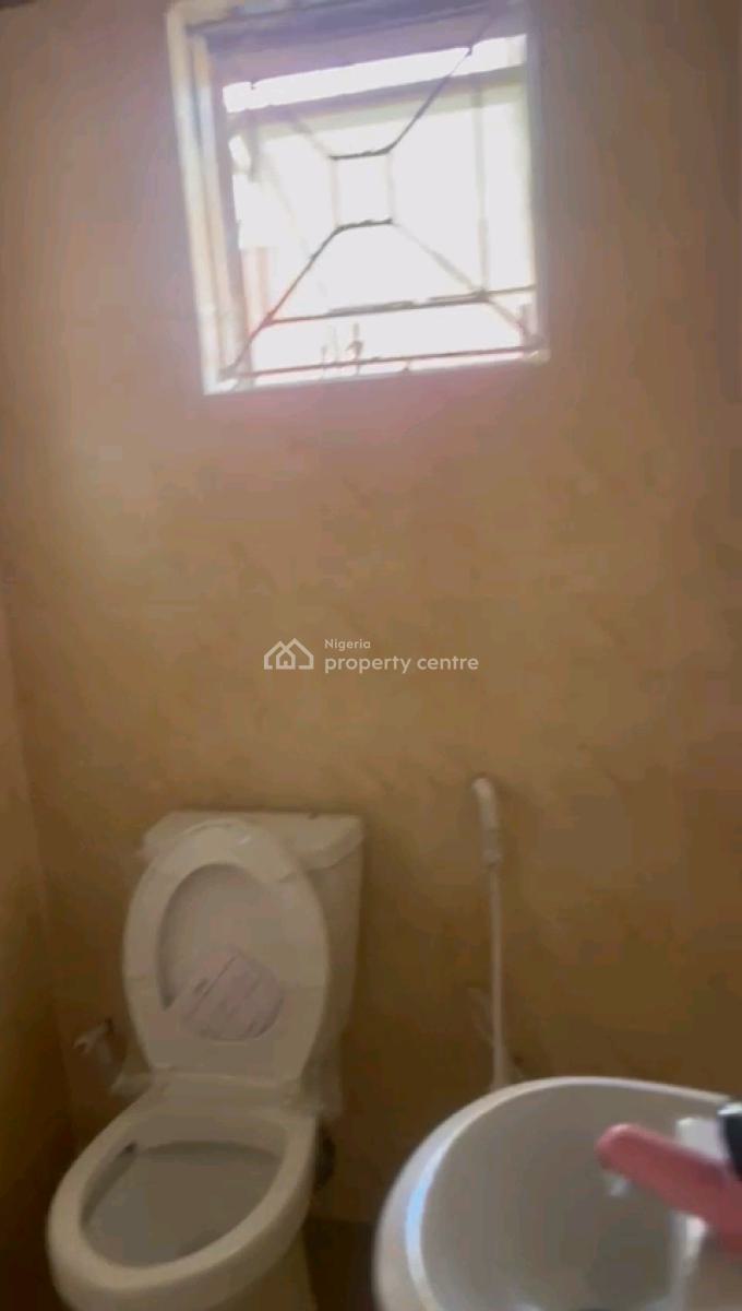 Renovated 3  Bedroom All Rooms Ensuite, Gbagada, Lagos, Flat / Apartment for Rent