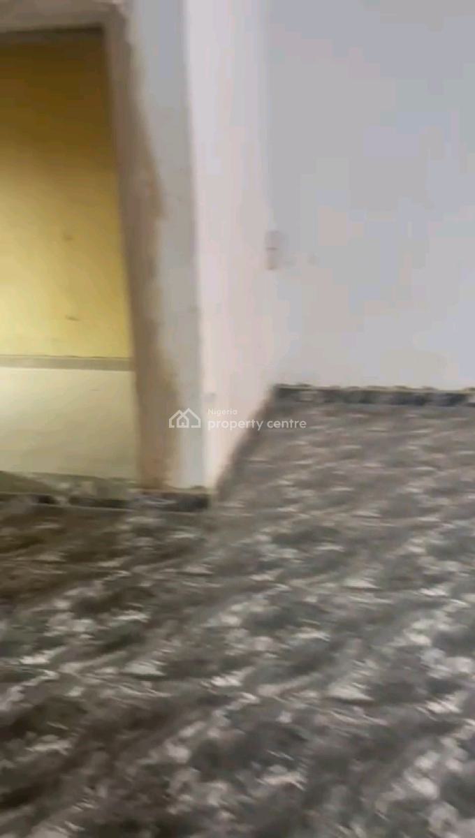 Renovated 3  Bedroom All Rooms Ensuite, Gbagada, Lagos, Flat / Apartment for Rent