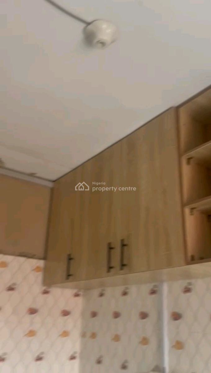 Renovated 3  Bedroom All Rooms Ensuite, Gbagada, Lagos, Flat / Apartment for Rent