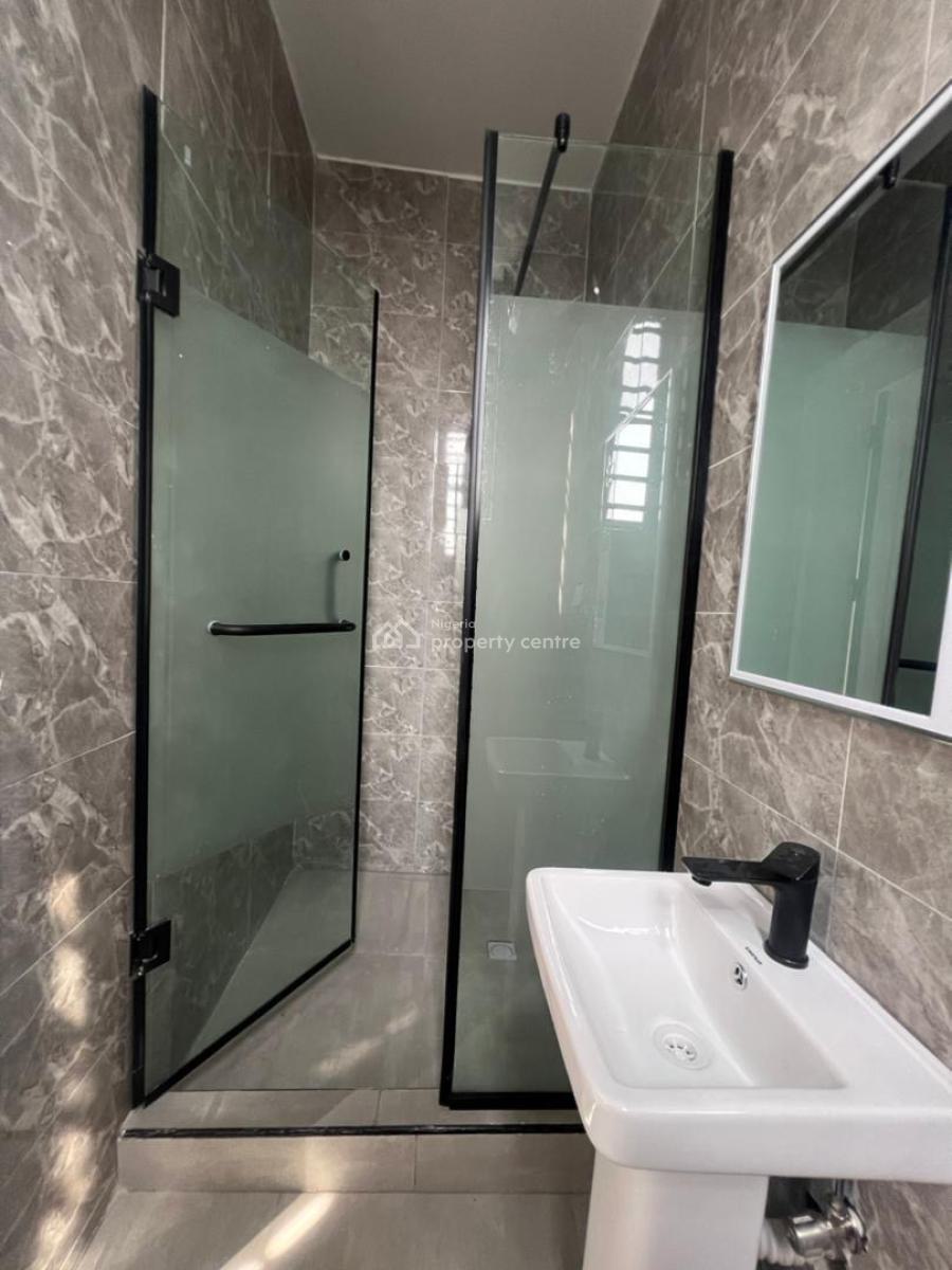 2bedroom Apartment, Ologolo, Lekki, Lagos, Flat / Apartment for Sale