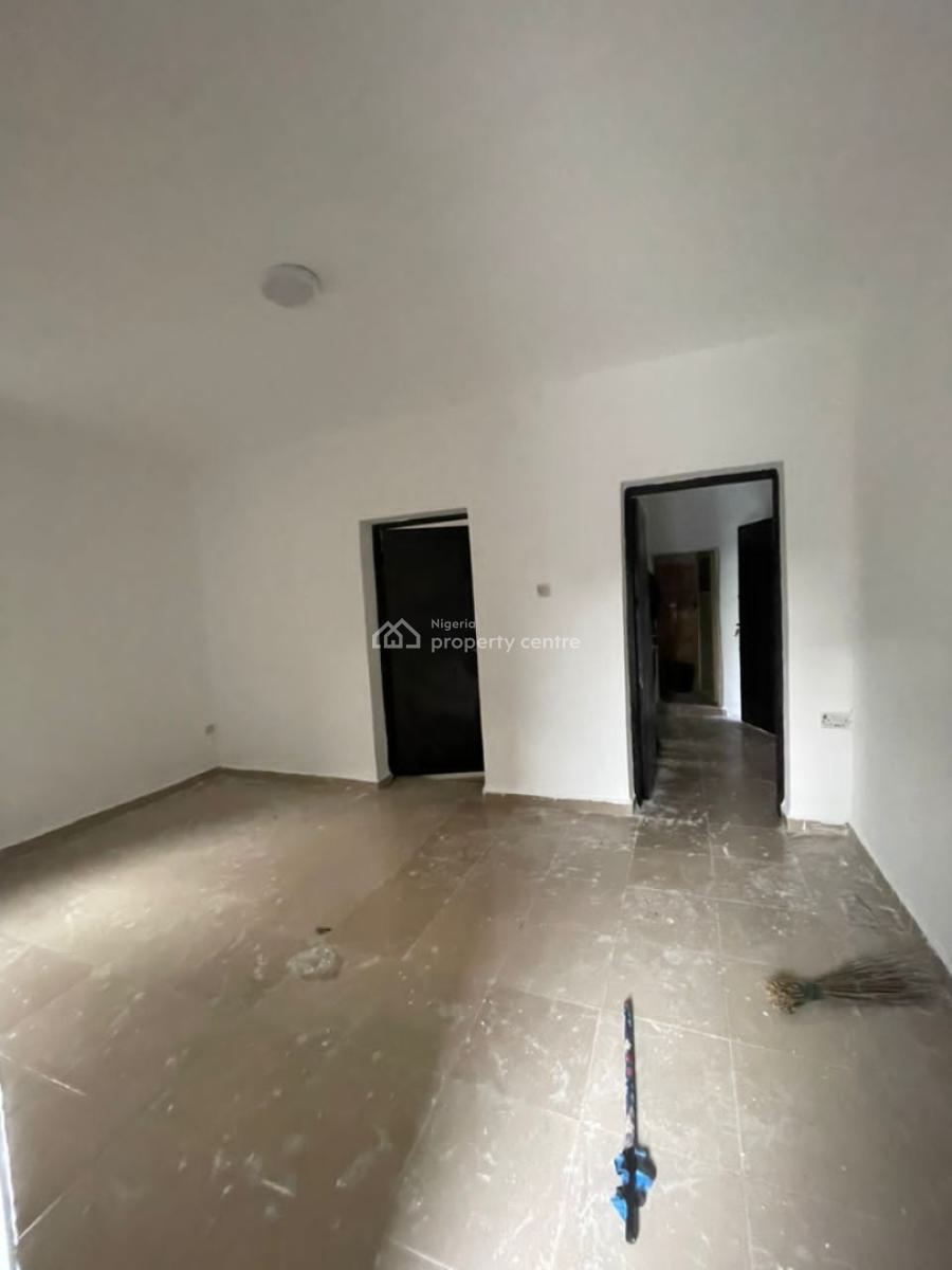 a Renovated Standard Miniflat on Ground Floor with 1t and Bath, Ori-oke, Ogudu, Lagos, Mini Flat (room and Parlour) for Rent