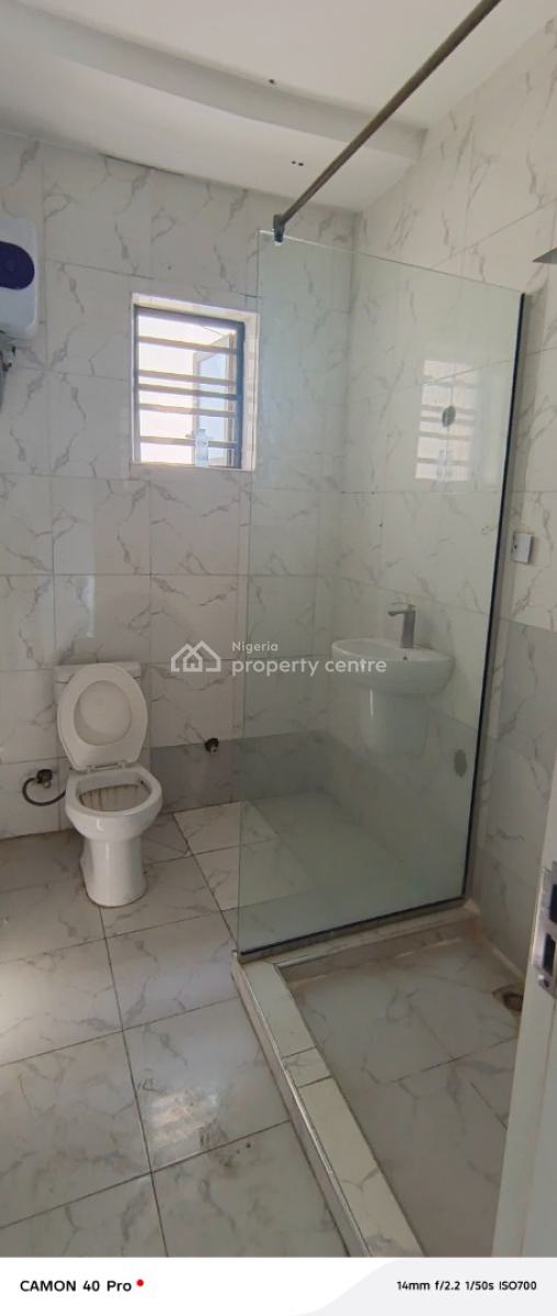 a Room Shared Kitchen in Ikate, Salem Bus Stop Area, Lekki Phase 1, Lekki, Lagos, Self Contain (single Rooms) for Rent