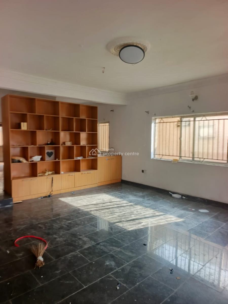 Lovely and Well-renovated Standard 5-bedroom Duplex with T, Omole Lagos, Ikeja, Lagos, Office Space for Rent