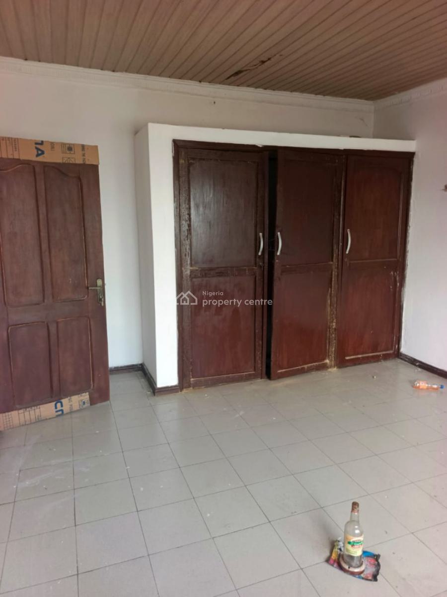 Lovely and Well-renovated Standard 5-bedroom Duplex with T, Omole Lagos, Ikeja, Lagos, Office Space for Rent