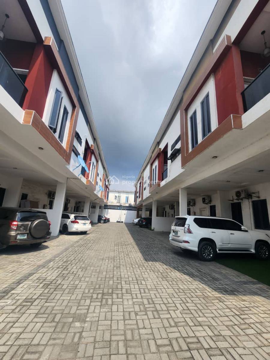 Cornerpiece 4 Bedroom Terrace Duplex, Orchid, Lekki Expressway, Lekki, Lagos, Terraced Duplex for Sale