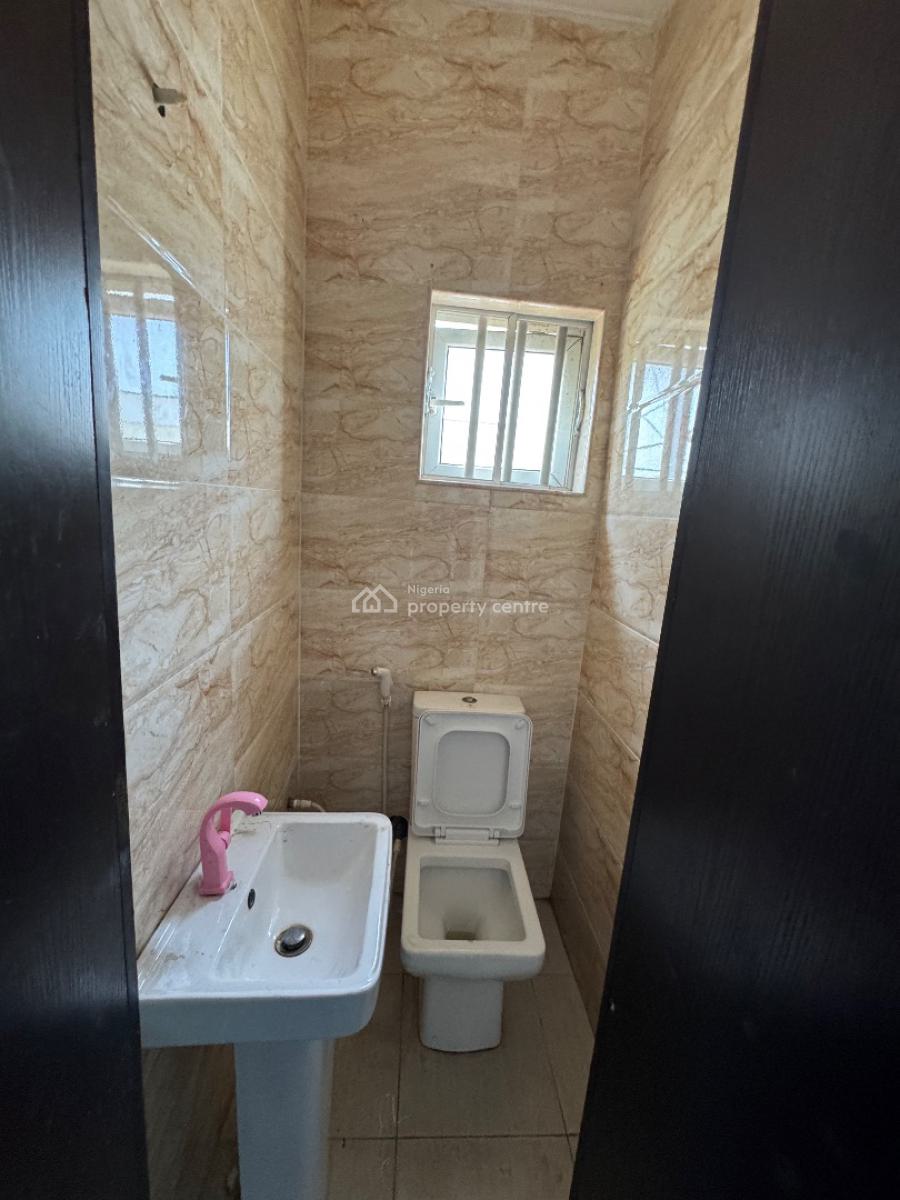 Spacious 2 Bedroom Apartment, Orchid, Lekki Expressway, Lekki, Lagos, Flat / Apartment for Rent