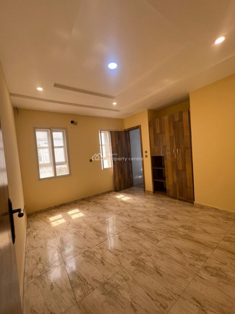 Spacious Semi Master Bedroom in Vbay, Victoria Bay Estate, Royal Pine Estate, Orchid Rd Lekk, Lekki, Lagos, Flat / Apartment for Rent