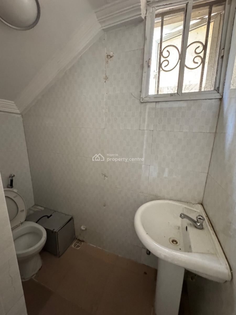 Self Contain Studio, Bera Estate, Lekki Expressway, Lekki, Lagos, Self Contain (single Rooms) for Rent