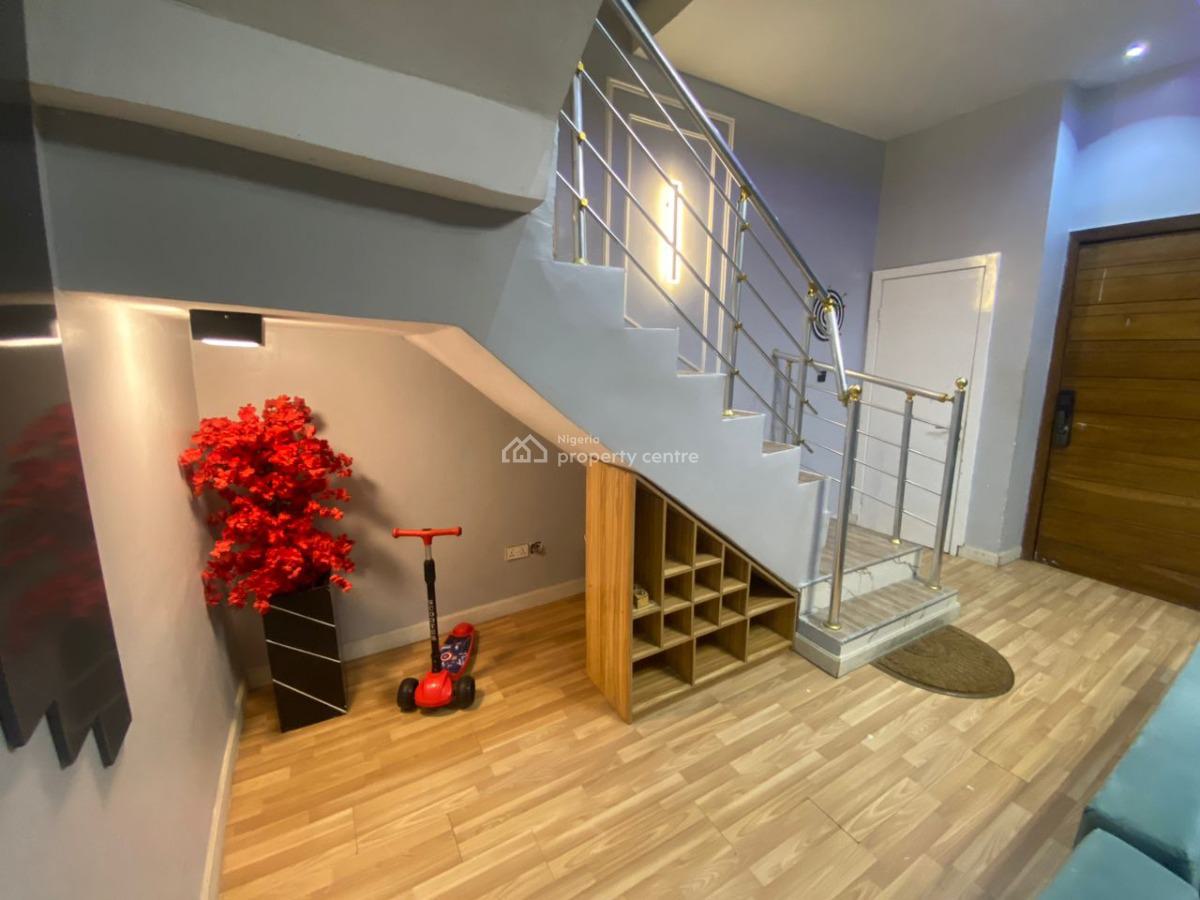 4bedroom Semi Furnished Terrace Duplex, Ikota Gra, Lekki, Lagos, Terraced Duplex for Rent