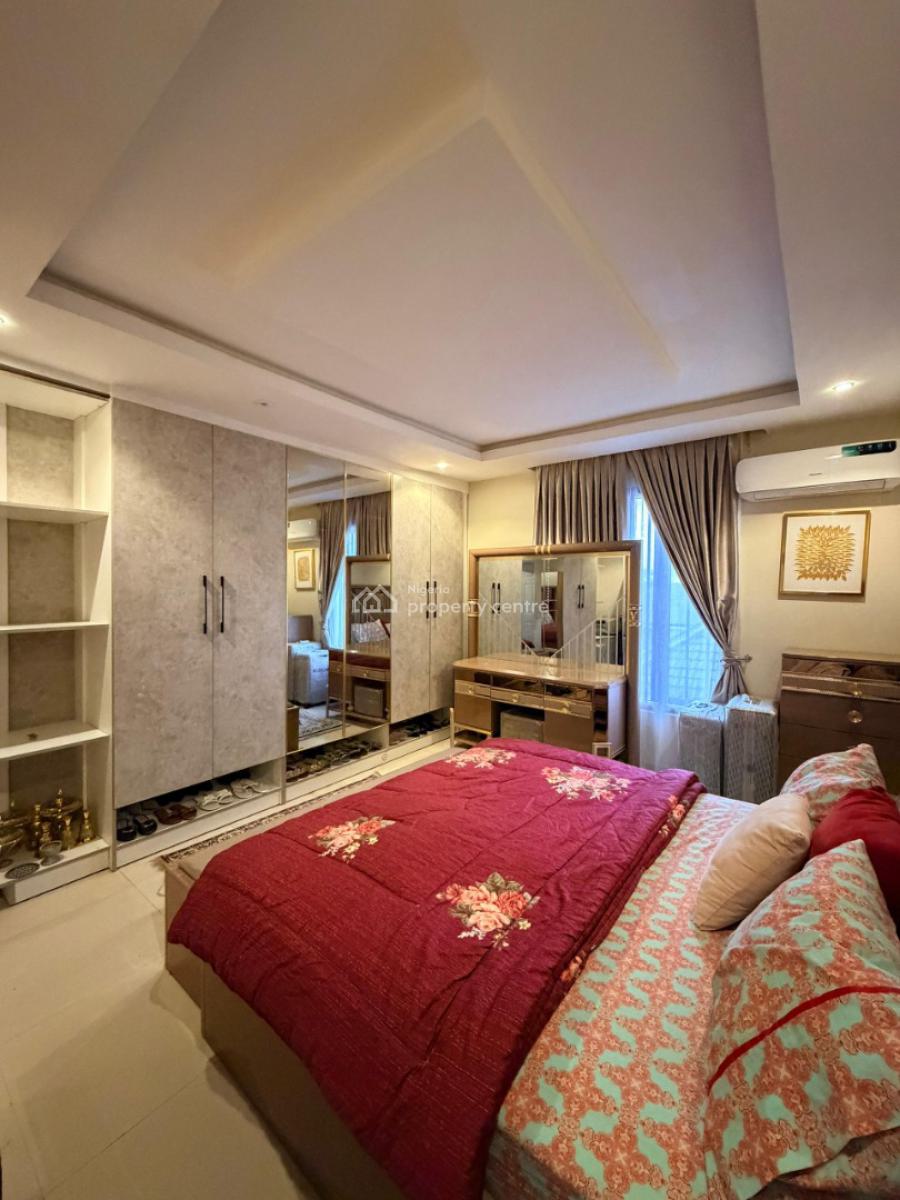 Smart 2 Bedrooms Flat, Penthomes Estate, Idu Industrial, Abuja, Flat / Apartment for Sale